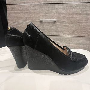 Micheal Kors black suede wedge loafers in size 8